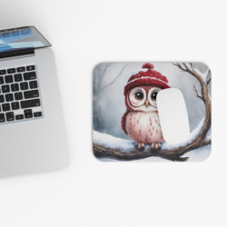 Tapis de souris 22x18 cm – Chouette Hivernale avec Bonnet Rouge – Illustration Aquarelle Mignonne & Neige