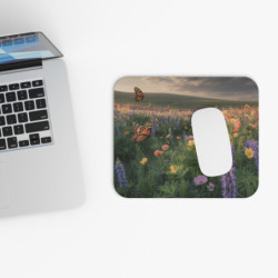 Tapis de souris 22x18 cm – Champ de Fleurs et Papillons – Paysage Printanier Lumineux – Nature