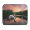 Tapis de souris 22x18 cm – Cygne au Coucher du Soleil – Paysage Paisible & Reflets Dorés – Ambiance Zen & Naturelle