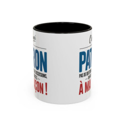 Tasse C’est Moi le Patron – Mug Texte Humoristique  Cadeau Bureau Original Design Noir Bleu Rouge  325 ml