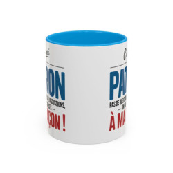 Tasse C’est Moi le Patron – Mug Texte Humoristique  Cadeau Bureau Original Design Noir Bleu Rouge  325 ml