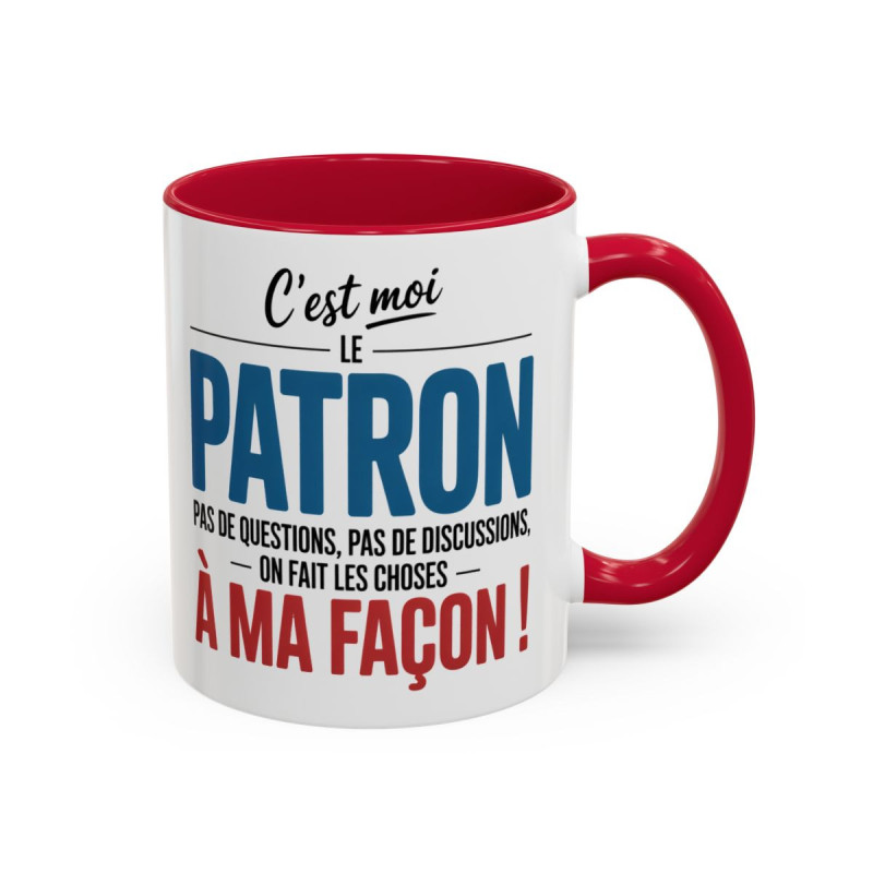 Tasse C’est Moi le Patron – Mug Texte Humoristique  Cadeau Bureau Original Design Noir Bleu Rouge  325 ml