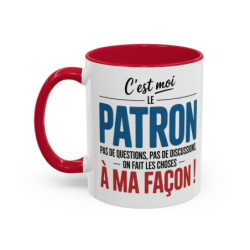 Tasse C’est Moi le Patron – Mug Texte Humoristique  Cadeau Bureau Original Design Noir Bleu Rouge  325 ml