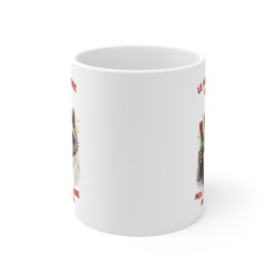 Mug Humoristique Vin – “Je m’améliore avec le vin” – Tasse Raton Laveur Drôle Cadeau Amateur Vin 325ml