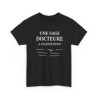 T-shirt Humour Médecin “Une Sage Docteure a un Jour Écrit” – Tee Shirt Profession Médicale  Blanc, Gris Sport et Noir