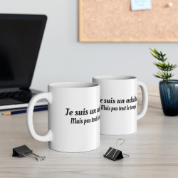 Mug "Je suis un adulte mais pas tout le temps" – Tasse Céramique 325ml – Cadeau Humour et Auto-dérision