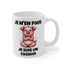 Mug "Je m'en fous, je suis un cochon" avec Cochon Croisant les Bras – Tasse Céramique 325ml – Cadeau Humour et Attitude