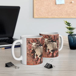 Mug Chèvre Montagnarde Traversant un Mur de Briques - Design 3D Amusant et Original pour les Amoureux des Animaux de la Ferme