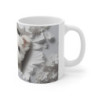 Mug Tasse Animal Chien Blanc Mignon - Design 3D avec Fleurs Blanches et Effet Mur Brisé