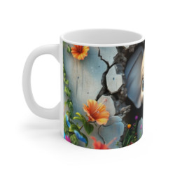 Tasse Mug Éléphant Bébé Mignon – Illustration Éléphant Cartoon Curieux avec Fleurs Tropicales et Mur Vintage