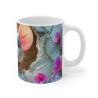 Tasse Souris Adorable – Mug Cartoon Souris Grise avec Fleurs Colorées et Mur Fissuré, Tasse Rigolote pour Amoureux des Rongeurs