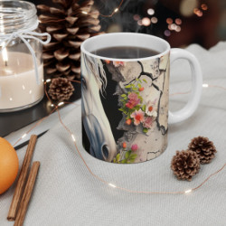 Tasse Cheval Blanc Élégant – Mug Cheval avec Crinière Blanche Ondulée, Mur Fissuré et Fleurs Colorées, Cadeau Équestre Chic
