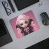 Tapis de Souris Gothique  Design Vampire Rose avec Poupée Stylisée et Ailes de Chauve-souris