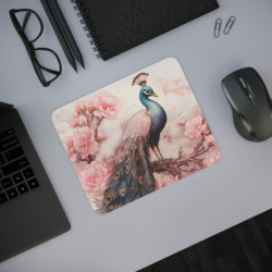 Tapis de Souris Paon Élégant – Art Floral Raffiné avec Paon Majestueux et Fleurs Roses