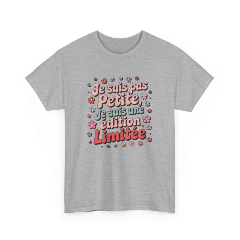 Tee-Shirt Femme Drôle “Je Suis Pas Petite” – Édition Limitée – T-Shirt Blanc ou Gris Rétro Fleurs S à 3XL