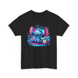 T-shirt Stitch Kawaii Assis – Illustration Splash d’Eau & Fleur Tropicale