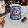 Mug Noël 325ml – Chouette Magique en Bonnet Bleu et Écharpe Rayée – Tasse Céramique Cadeau Hiver