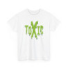 Tee Shirt “TOXIC” Vert Fluo – T-shirt Graphique Unisexe S-3XL – Style Grunge Streetwear Noir Blanc Gris